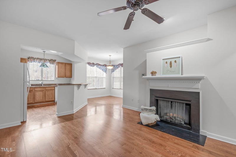 232 Eyam Hall Ln, Apex, NC 27502