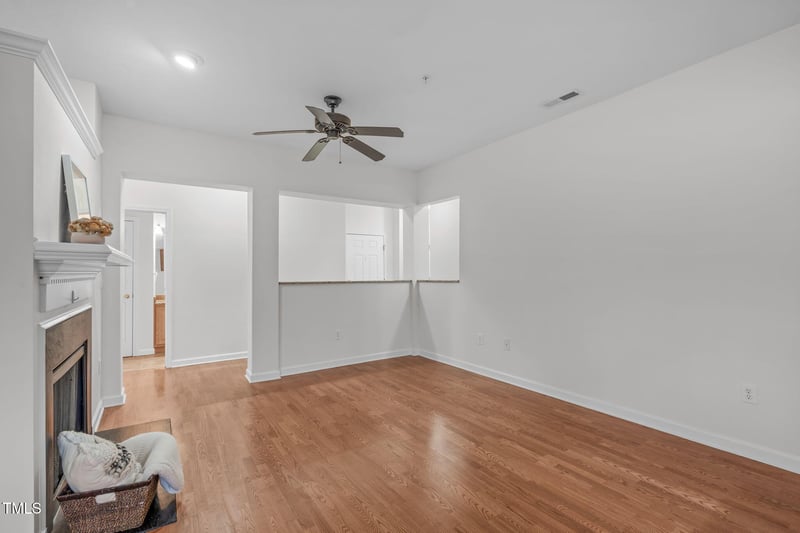 232 Eyam Hall Ln, Apex, NC 27502