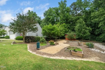 232 Honey Springs Ave, Fuquay Varina, NC 27526