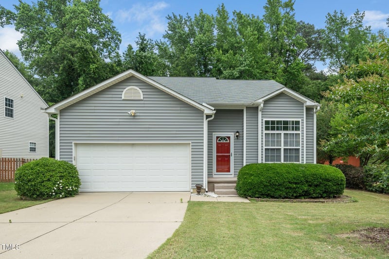 232 Honey Springs Ave, Fuquay Varina, NC 27526