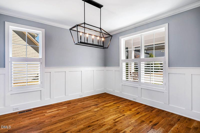 232 Logbridge Rd, Chapel Hill, NC 27516