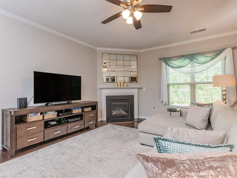 232 Lynchwick Ln, Durham, NC 27703