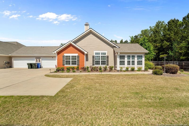 232 Nandina Ct, Fayetteville, NC 28311