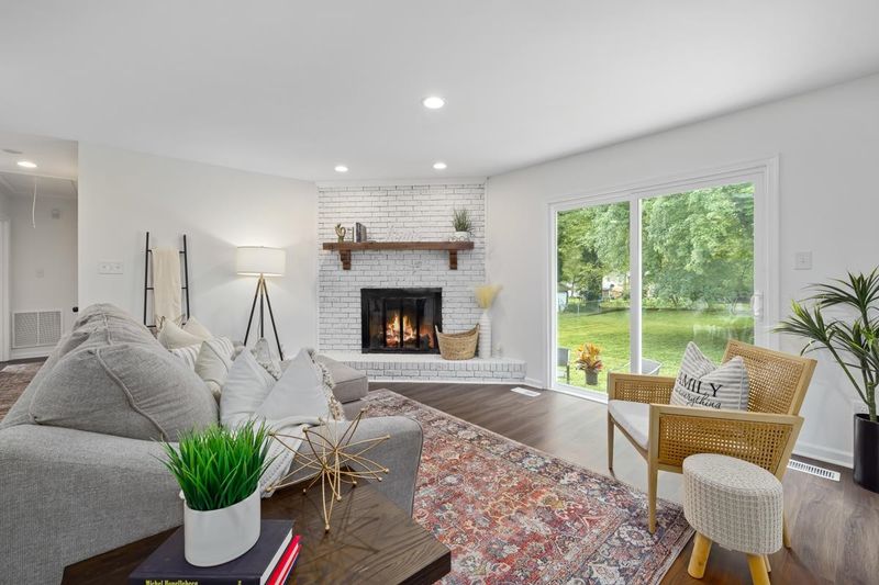 232 Sandlewood Dr, Durham, NC 27712