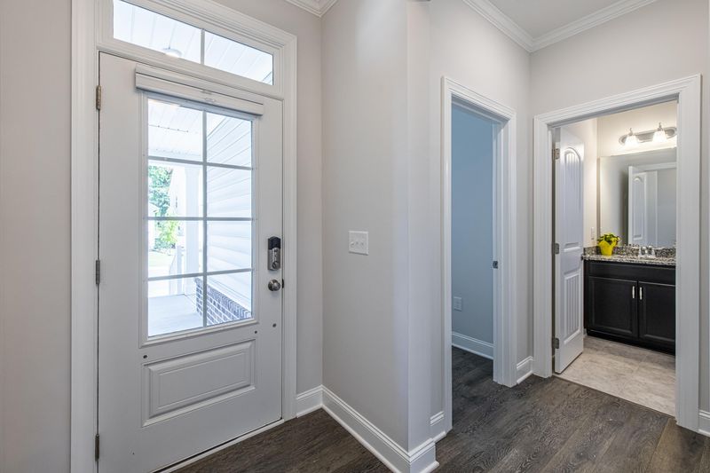 232 Silverhawk Ln, Durham, NC 27703