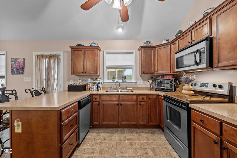 232 Thad Dr, Haw River, NC 27258