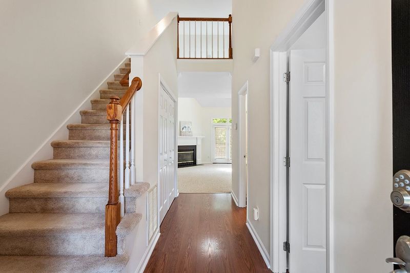 232 Vinca Cir, Cary, NC 27513