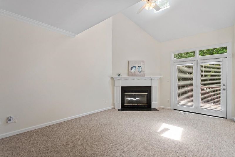 232 Vinca Cir, Cary, NC 27513