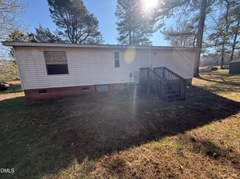 2320 Bigelow Ln, Efland, NC 27243