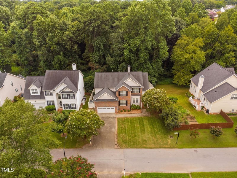 2320 Bryarton Woods Dr, Raleigh, NC 27606