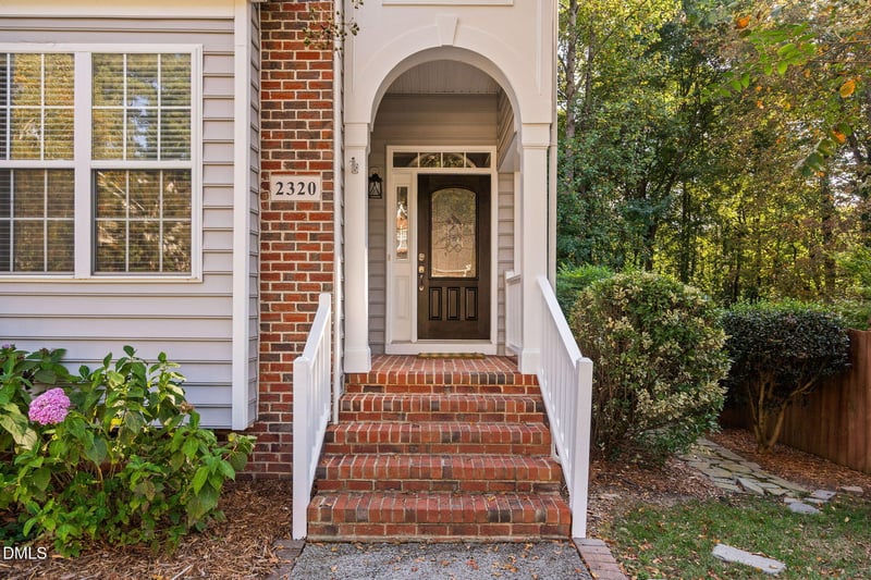2320 Bryarton Woods Dr, Raleigh, NC 27606