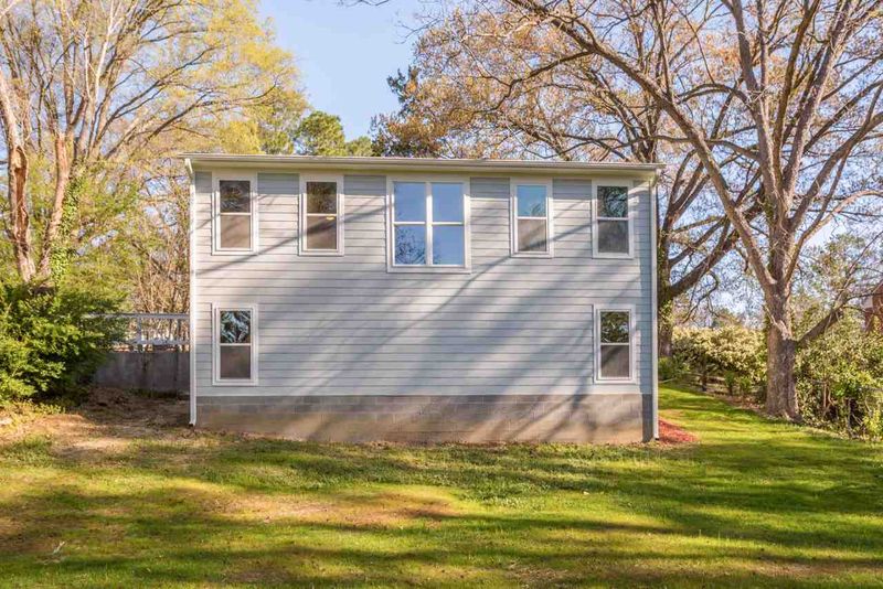 2320 Derby Dr, Raleigh, NC 27610