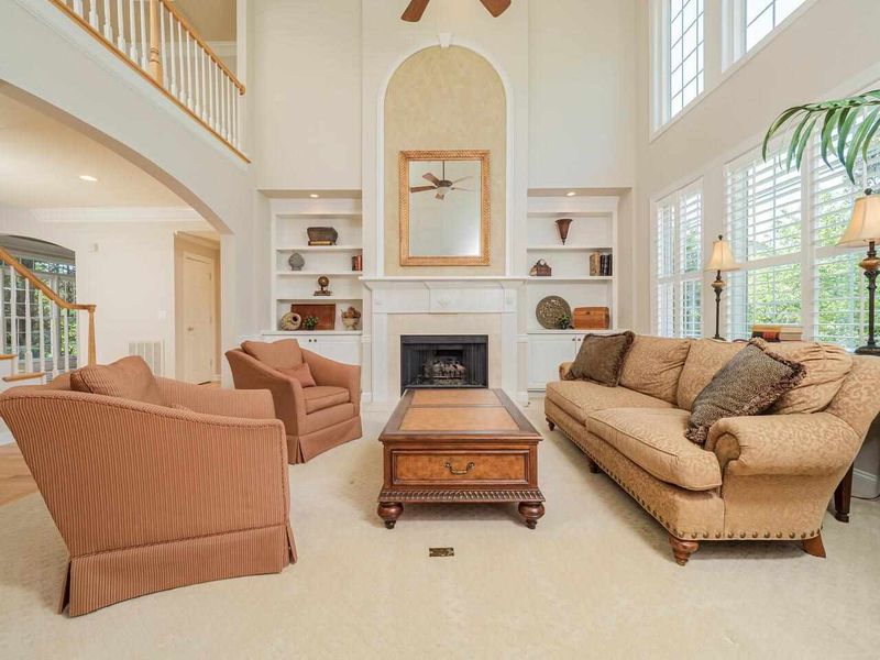 2320 Narrawood St, Raleigh, NC 27614