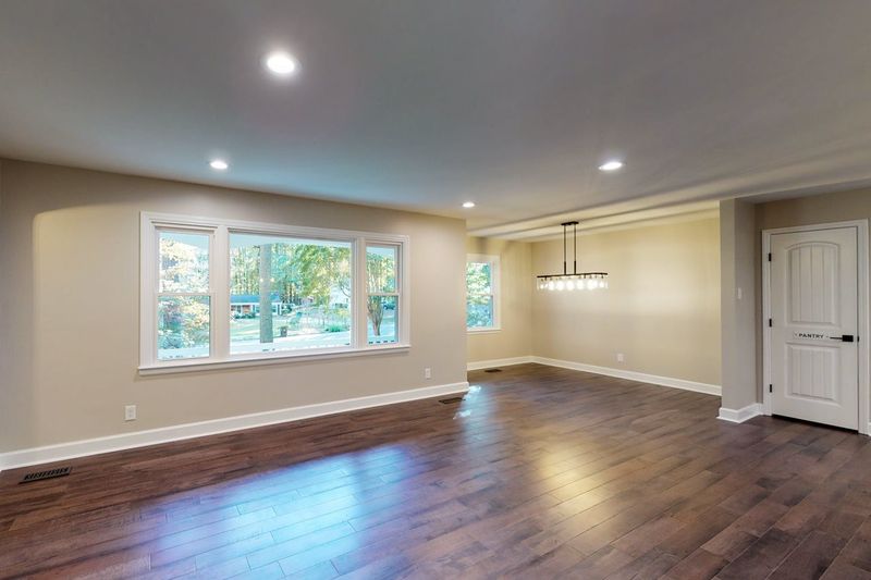 2320 Oriole Dr, Durham, NC 27707