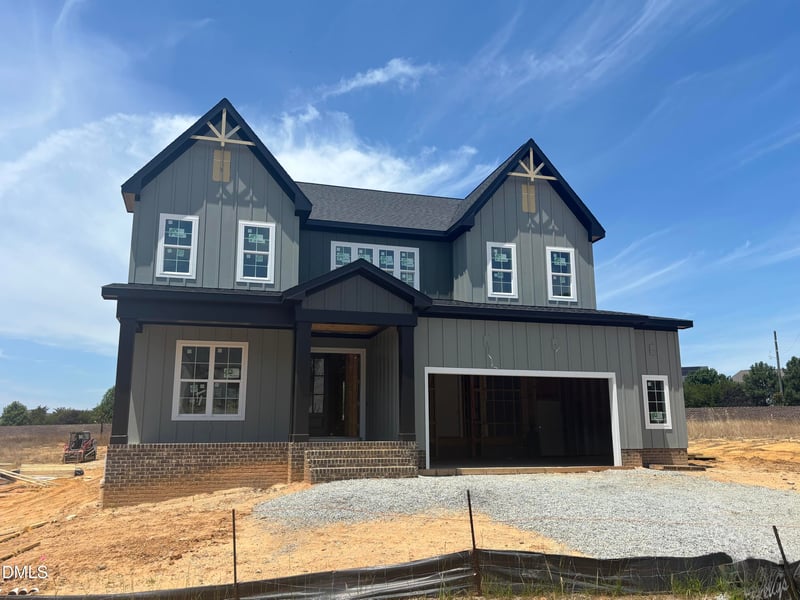 2321 Hilltop Bluffs Ct, Fuquay Varina, NC 27526