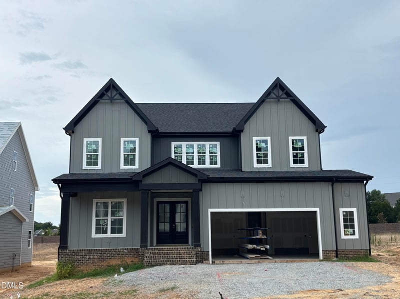 2321 Hilltop Bluffs Ct, Fuquay Varina, NC 27526