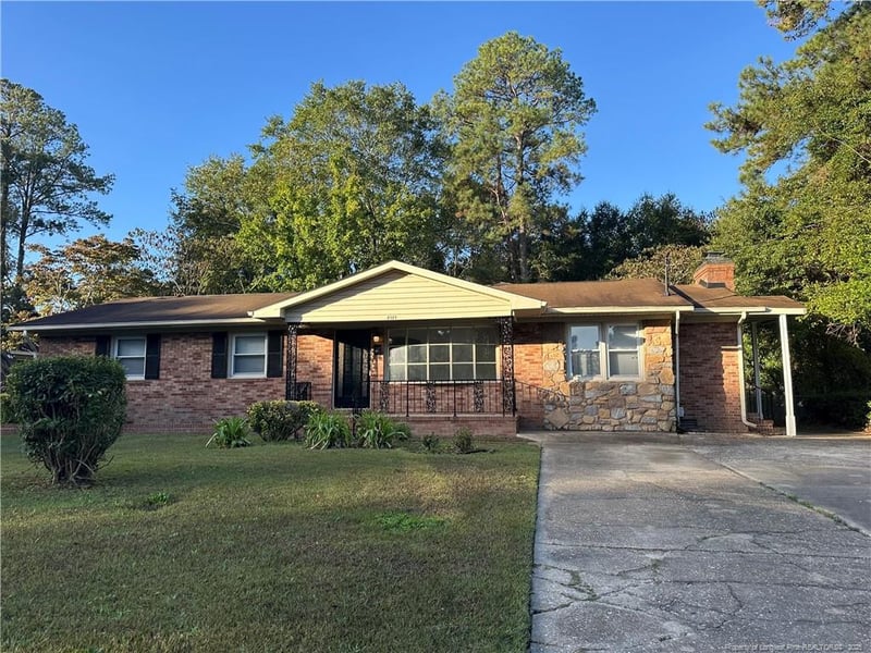 2323 Everena Ave, Fayetteville, NC 28301