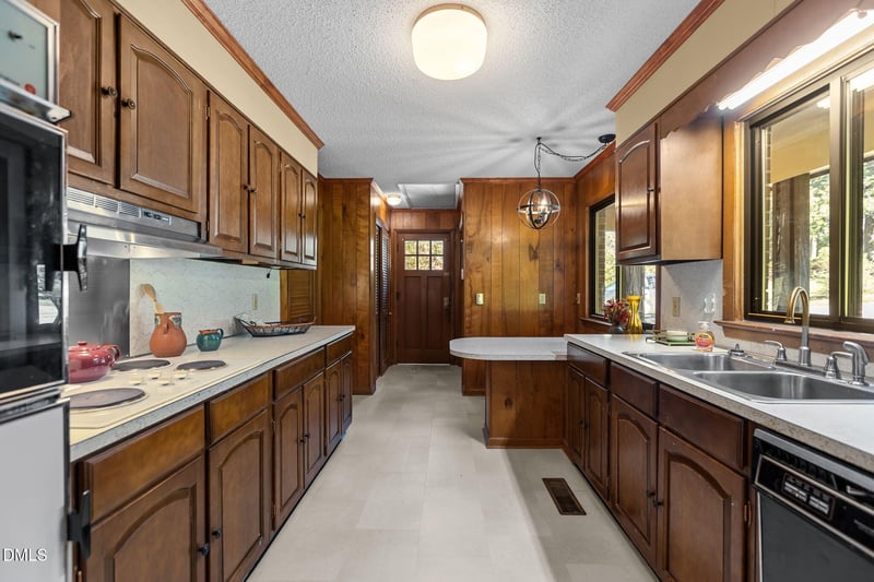 2323 Orangewood Dr, Durham, NC 27705