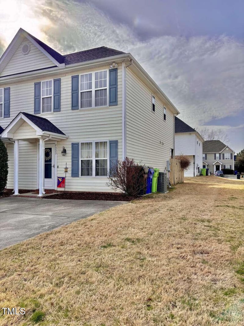 2323 Turtle Point Dr, Raleigh, NC 27604