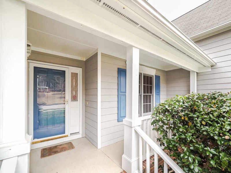 2324 Barton Oaks Dr, Raleigh, NC 27614