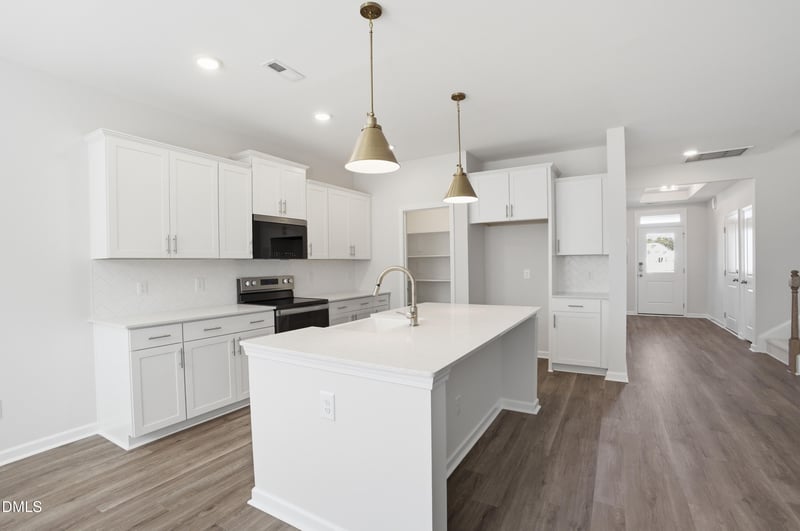 2324 Fleming Rd, Fuquay Varina, NC 27526
