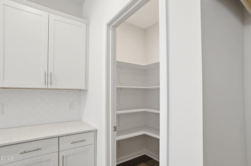 2324 Fleming Rd, Fuquay Varina, NC 27526