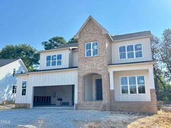 2324 Hilltop Bluffs Ct, Fuquay Varina, NC 27526