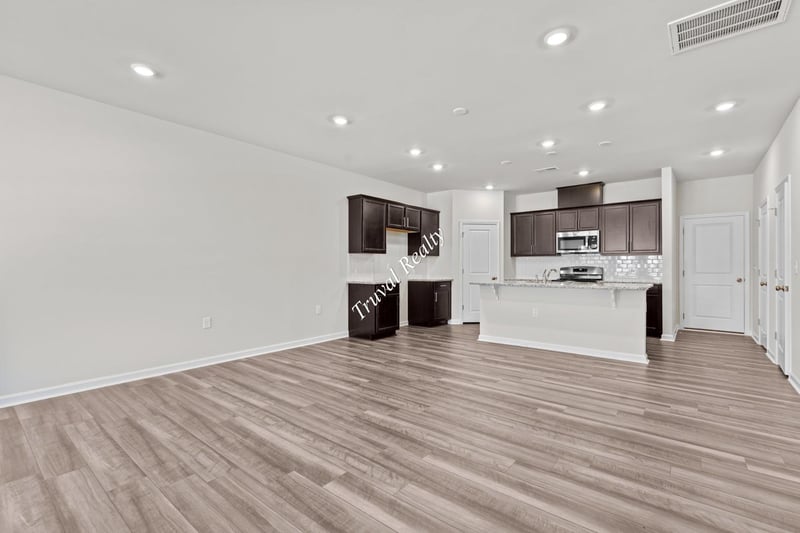 2324 Kasota Ln, Raleigh, NC 27610