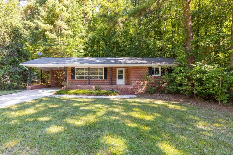 2324 Oriole Dr, Durham, NC 27707