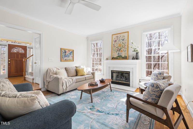 2325 Old Oak Pl, Hillsborough, NC 27278