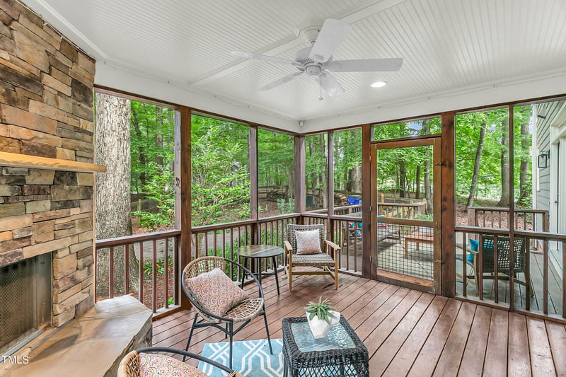 2325 Old Oak Pl, Hillsborough, NC 27278
