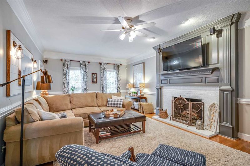 2325 Pastille Ln, Raleigh, NC 27612