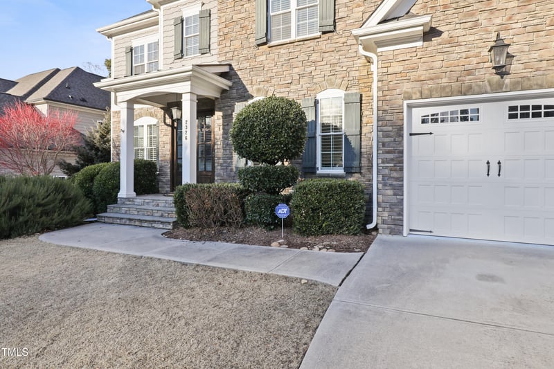 2326 Manzoni Dr, Apex, NC 27502