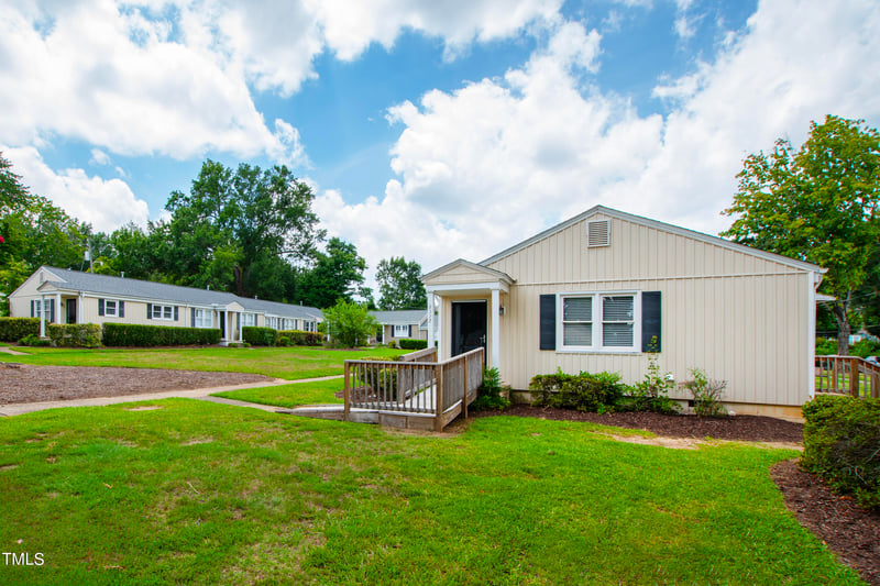 2327 Bernard St, Raleigh, NC 27608