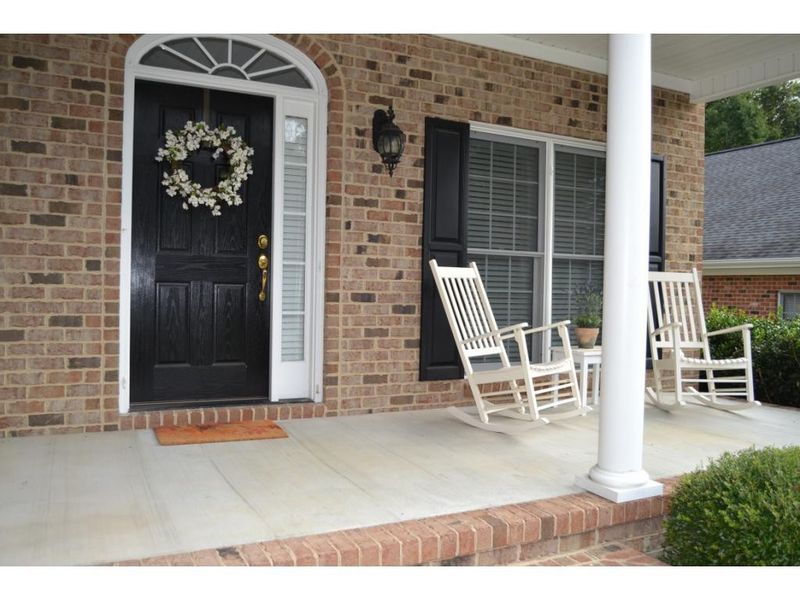 2327 Grey Gables Dr, Burlington, NC 27215