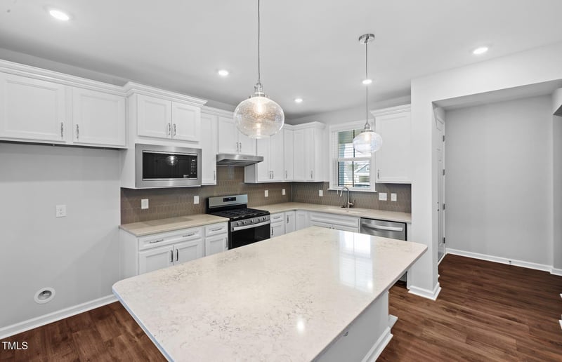 2328 Beeblossom Pl, Fuquay Varina, NC 27526