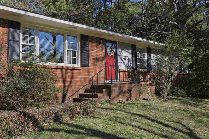 2328 Lawrence Dr, Raleigh, NC 27603