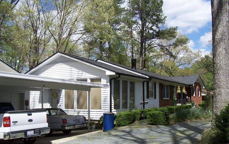 2328 Nelson Hw, Chapel Hill, NC 27517