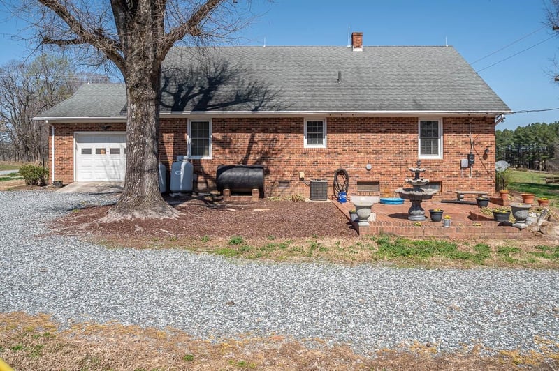 2328 Pleasant Hill Liberty Rd, Liberty, NC 27298