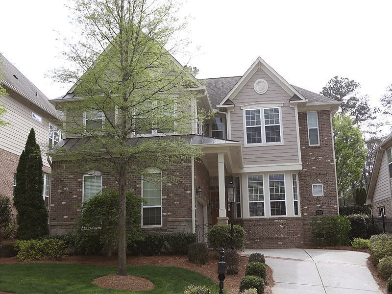 2329 Clayette Ct, Raleigh, NC 27612
