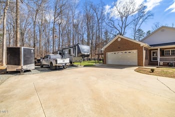 2329 Millbrook Dr, Haw River, NC 27258
