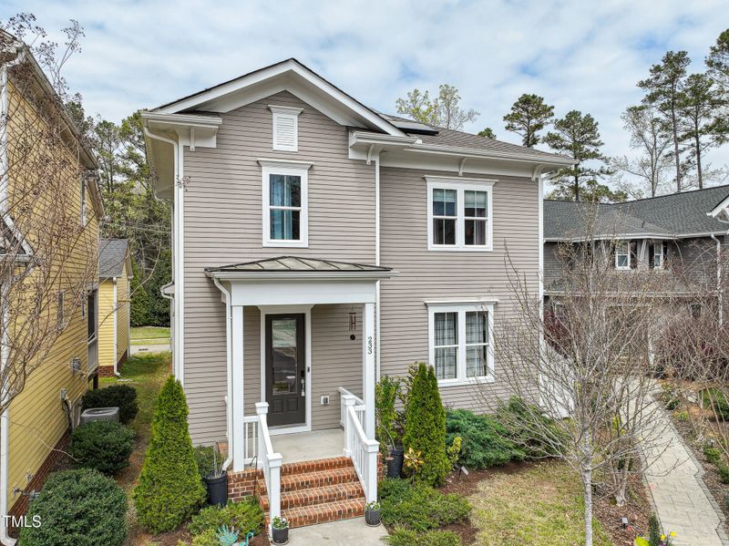 233 Airlie Dr, Chapel Hill, NC 27516