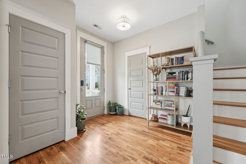 233 Airlie Dr, Chapel Hill, NC 27516