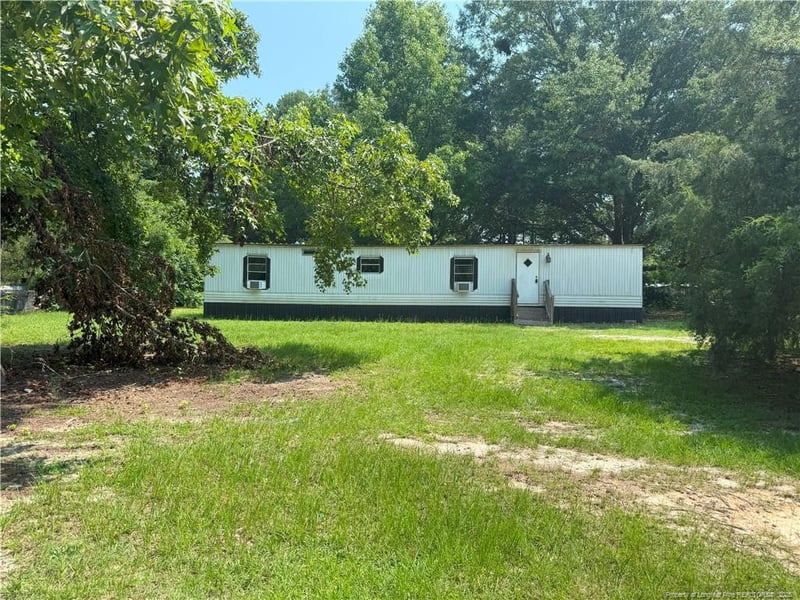 233 Americus Dr, Fayetteville, NC 28312