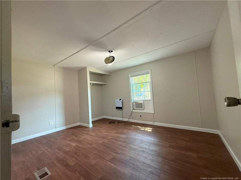 233 Americus Dr, Fayetteville, NC 28312