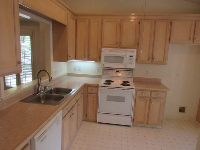233 Chimney Rise Dr, Cary, NC 27511