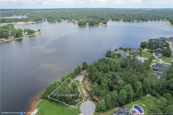 233 Clearview Ct, Sanford, NC 27332