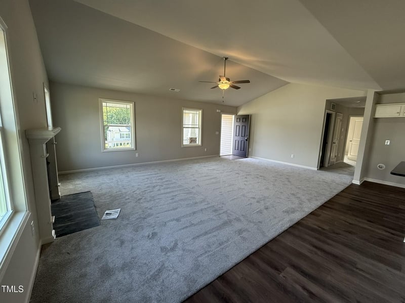 233 Constellation Ct, Benson, NC 27504