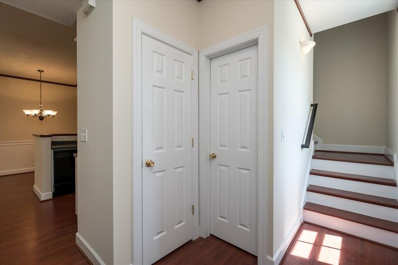 233 Erwin Rd #C, Chapel Hill, NC 27514
