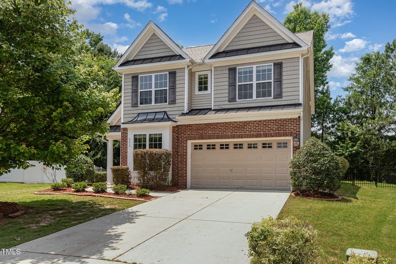 233 Hammond Wood Pl, Morrisville, NC 27560